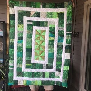 NWT. Hand Crafted Green and White Quilt